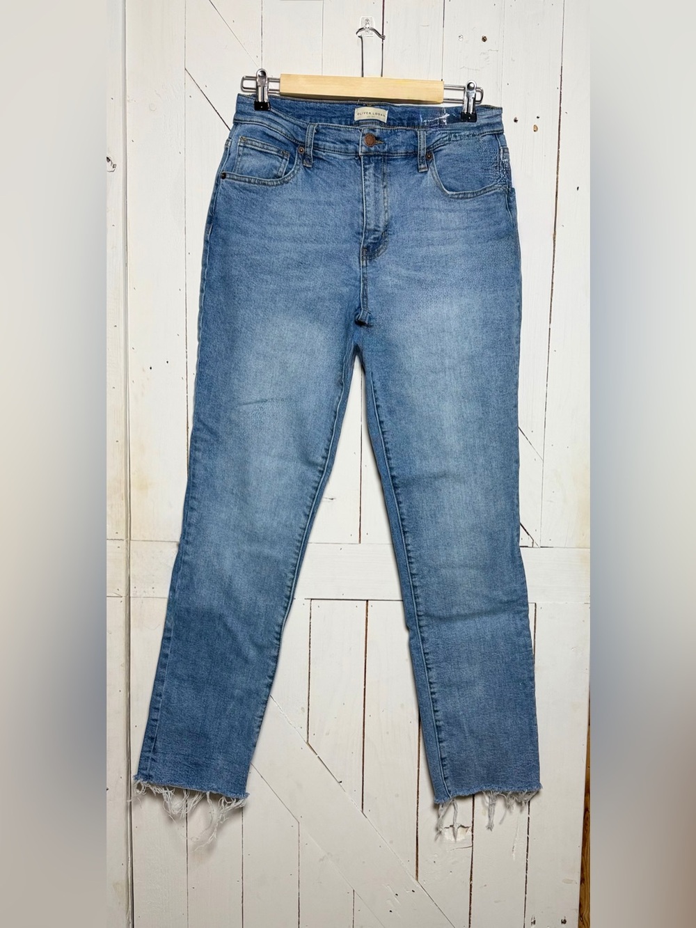 Oliver Logan Raw Hem Straight Leg Jeans Size 28 Light Wash Eco Stretch